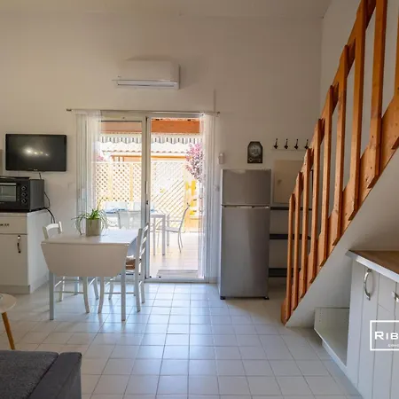Maison Climatisee Avec Wifi A 300m De La *