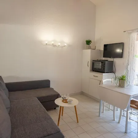 Maison Climatisee Avec Wifi A 300m De La Villa *